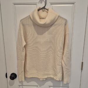 Cream Turtleneck Ribbed Sweater - Unbranded